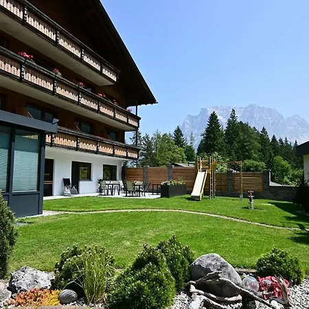 Dz Komfort Apartman *